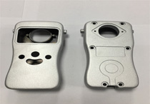 What is the difference between the two cooling methods for die casting molds?